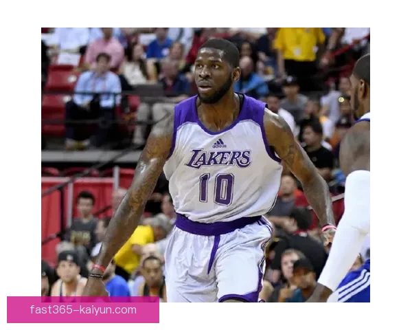 伊萨克技术特点全面解析：射术精湛、跑位灵活、持球推进能力持续提升